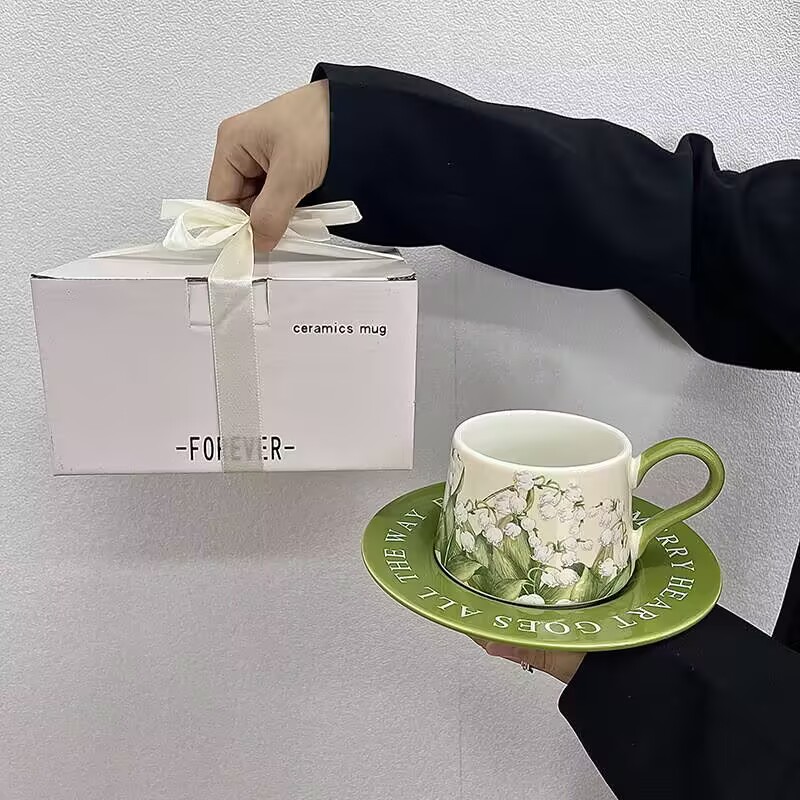 Conjunto de xícara e prato de  - Valley Tea And Coffee avaliação e preço