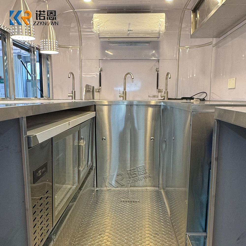 Food Truck Moderno Totalmente  - Coffee Tea Equipment avaliação e preço
