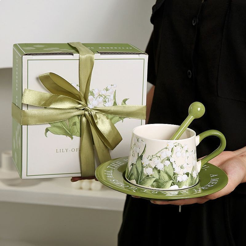 Conjunto de Xícara e Pires de  - Valley Tea And Coffee avaliação e preço