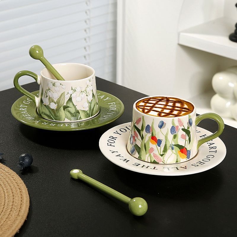 Conjunto de Xícara e Pires de  - Valley Tea And Coffee avaliação e preço