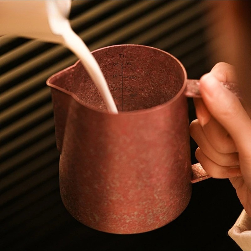 Jarra de Leite de Titânio Puro - Barista Milk Jug avaliação e preço